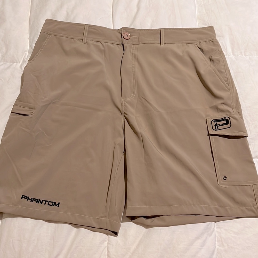 Men’s fishing shorts
